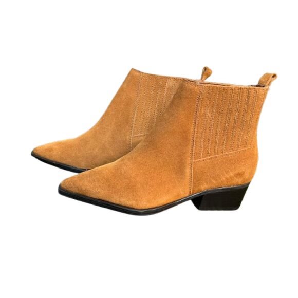 NWOB Marc Fisher Yarita Western Brown Suede Pointed Toe Ankle Boots Size 5M - Picture 6 of 8